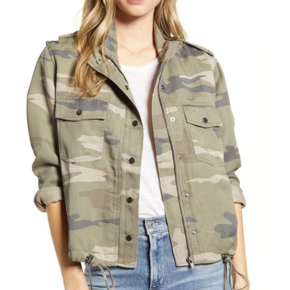 NWT Rails Camo Jacket - Size Small
